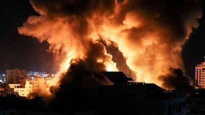  53 قتيلا و98 مصابا، ارتفاع حصيلة ضحايا الهجمات الأمريكية على اليمن 