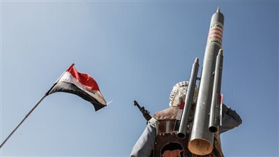  للمرة الثانية خلال 24 ساعة، الحوثيون يستهدفون حاملة الطائرات الأمريكية هاري ترومان