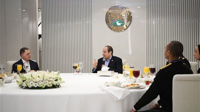 السيسي من أكاديمية الشرطة، حريصون على تعزيز أمن واستقرار المنطقة، نبذل قصارى الجهد لتوفير حياة كريمة للمواطنين.. نؤكد أهمية زيادة الوعي تجاه الأوضاع والتهديدات