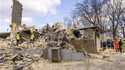 انهيار برج تاريخي في هولندا دون وقوع إصابات 