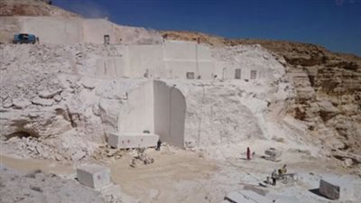 خبير جيولوجي يكشف كنز مصري في سيناء والصحراء الشرقية