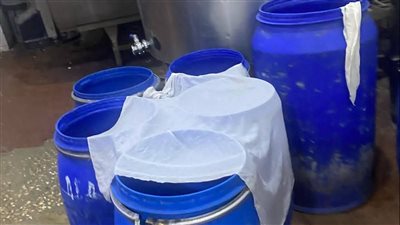 ضبط طن لبن مغشوش داخل معمل بالقليوبية 