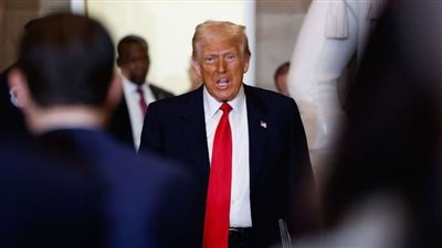 البيت الأبيض: ترامب أمر بعمل عسكري حاسم ضد الحوثيين