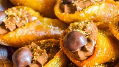 طريقة عمل القطايف بالشيكولاتة، حلوى رمضانية لذيذة 