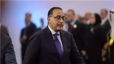 رئيس الوزراء يكشف مفاجأة بشأن تأجير المستشفيات