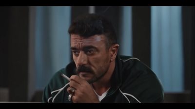 مسلسل فهد البطل حلقة 16، نادر يستغل عمل شقيقة العوضي بملهى ليلي لإجباره على هذا الفعل