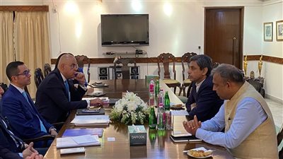 وزير الاستثمار والتجارة الخارجية يلتقي الرئيس التنفيذي لشركة OCIOR Energy