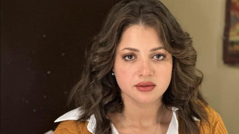 منى فاروق، فيتو