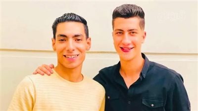 يوسف وزياد جمعتهما الصداقة ولم يفرقهما الموت.. الحزن يخيم على إهناسيا عقب وفاة حارس مرمى وطالب طب في حادث سير ببني سويف (فيديو وصور)