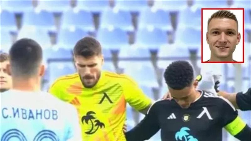 دقيقة حداد على لاعب