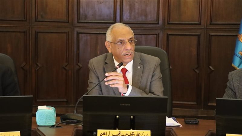 د.علي عبد المحسن