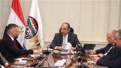 شيمي: حريصون على تعزيز التعاون مع الشركات العالمية لتطوير الصناعة المحلية