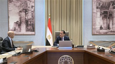 مدبولي يبحث مع وزير التعليم انتظام الدراسة وتطوير الثانوية العامة.. 85% نسبة حضور الطلاب في المدارس.. واستمرار الحوارات المجتمعية حول 