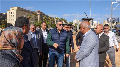 محافظ الإسكندرية يتابع نسب إنجاز مشروع تطوير ميدان الغزالتين