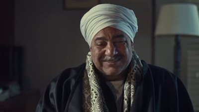 مسلسل قهوة المحطة حلقة 4، بيومي فؤاد يكشف ليوسف عثمان عن سر خطير (فيديو)