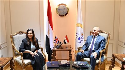 وزير الصناعة: تصديق فوري على طلبات الشركات البريطانية الجادة في التوسع