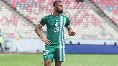 لاعب جزائري ينفي ادعاء الإصابة في مباراة بالدوري الفرنسي لكسر صيامه
