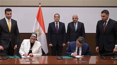 رئيس الوزراء يشهد توقيع اتفاقية إنشاء محطة رياح بمنطقة خليج السويس
