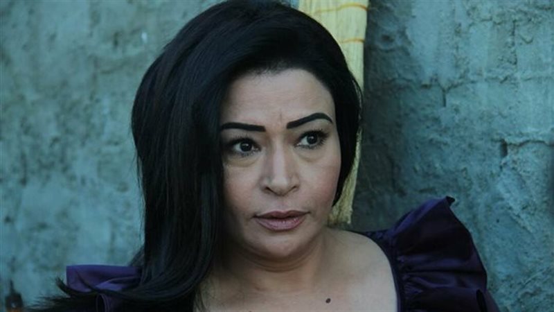 الفنانة صفوة، فيتو