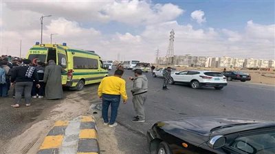 إصابة 12 شخصا إثر انقلاب ميكروباص بزراعي المنيا