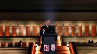 الخطيب يهنئ رجال طائرة الأهلي بعد التتويج بكأس مصر على حساب الزمالك 