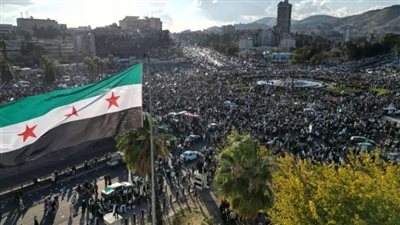 الإعلان الدستورى السوري.. خطوة نحو الوحدة أم مخطط للتقسيم.. الدروز يعلنون معارضتهم و”قسد” يرفضون سلطات أحمد الشرع