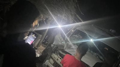 تصادم ميكروباص بجرار زراعي بطريق نجع حمادي دشنا