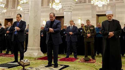 السيسي: تعلق المصريين بآل البيت يعكس إدراكًا لقيمتهم واعترافًا بفضلهم