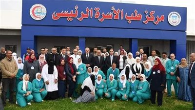 رئيس جامعة القناة يهنئ مركز طب الأسرة بالمستشفيات الجامعية لحصوله على الاعتماد