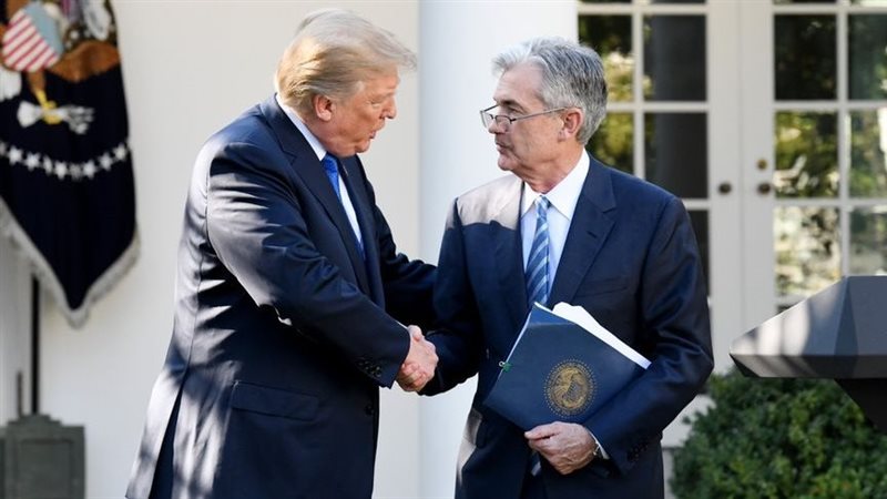 ترامب وجيروم باول،