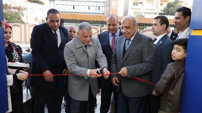 وزير الكهرباء ومحافظ الإسماعيلية يفتتحان مركزي البيانات وخدمة المستثمرين (صور) 