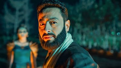 المداح 5 الحلقة 22، حمادة هلال يصل لعلاج الوباء والملك الأحمر وبنت إبليس يحاصرانه