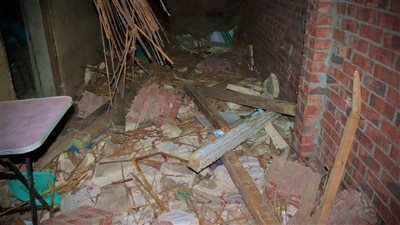 قرار عاجل من النيابة بشأن معلمة متهمة في واقعة انهيار سقف غرفة على تلاميذ بالدقهلية