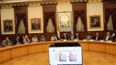 محافظ القاهرة يكشف خطة تحسين الهوية البصرية للطريق الدائري