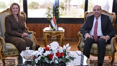 وزير الطيران المدني يبحث التعاون مع المدير التنفيذي للأكاديمية الوطنية للتدريب 