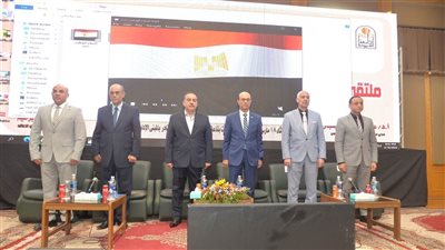 محافظ أسيوط يوجه بتدريس لغة الإشارة ضمن مقررات التربية والتعليم 