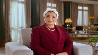 قرينة السيسي لسيدات مصر: نحتفي بدوركن العظيم في تنشئة الأجيال وصناعة المستقبل 