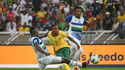 تصفيات كأس العالم، جنوب أفريقيا تتقدم على رواندا بهدفين في الشوط الأول