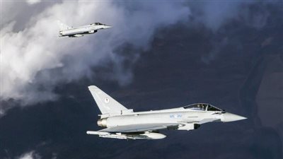 بريطانيا تستعد لحماية أجواء أوكرانيا بمقاتلات حربية 