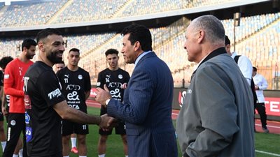 وزير الرياضة يوجه نداء للجماهير المصرية بعد فوز مصر على إثيوبيا