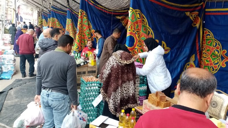 إقبال المواطنين على