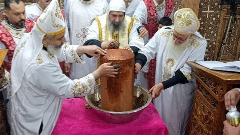 الأنبا أغناطيوس يدشن