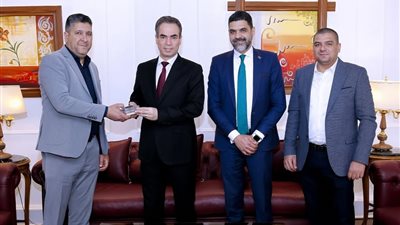 عائلة الشيخ عبد الفتاح الشعشاعي تهدي إذاعة القرآن الكريم تلاوات نادرة