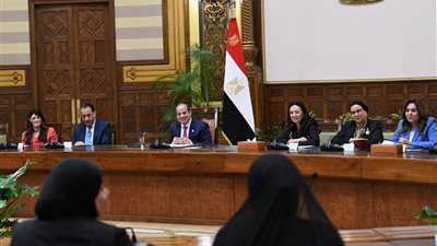 السيسي: المسئولية الواقعة على مصر وسط تحديات المنطقة والعالم أصبحت أكبر 