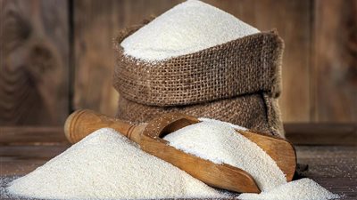 الكيلو يبدأ من 18 جنيهًا، أسعار الدقيق اليوم السبت في الأسواق