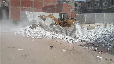 إزالة 5 حالات تعدٍ على الأراضي الزراعية وأملاك الدولة في الإسماعيلية (صور) 