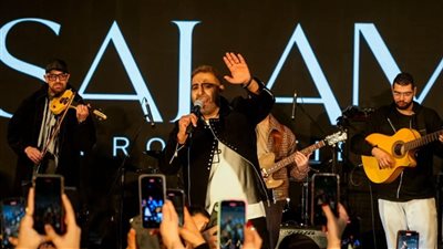 محمد عدوية يحيي سهرة رمضانية كاملة العدد