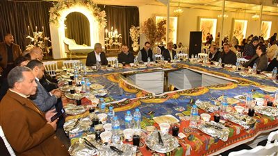 محافظ أسيوط يشارك 300 صيدلي وأسرهم حفل إفطار جماعي (صور) 