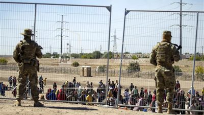 أمريكا تعتزم حرمان 530 ألف مهاجر من الإقامة المؤقتة