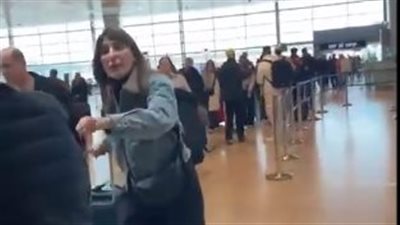 لحظة إخلاء مطار بن جورين الإسرائيلي من المسافرين والهروب إلى الملاجئ (فيديو)